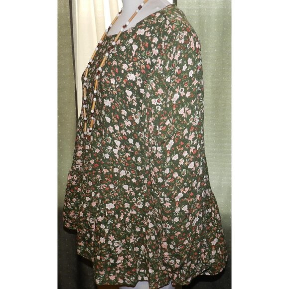 Time and Tru XL 16 / 18 stretch blend sage tiny floral pull over plus size women - Picture 4 of 7